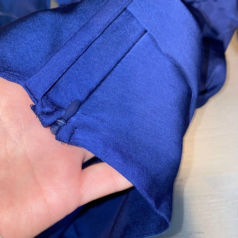 Banana Republic Cross Front Blue Cropped Blouse - Picture 6 of 7